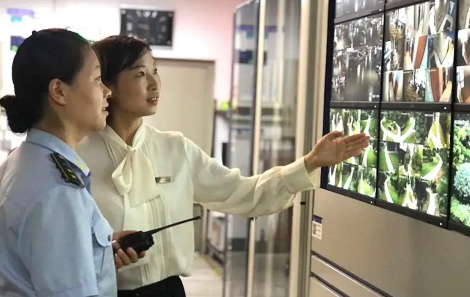 物业不管事可以打12345吗