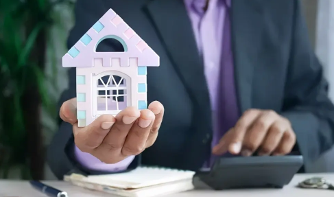 月供压力大要不要买小户型