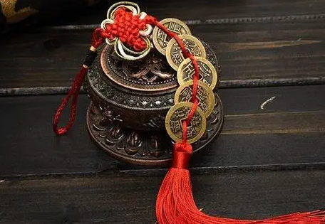 办公室适合挂五帝钱吗