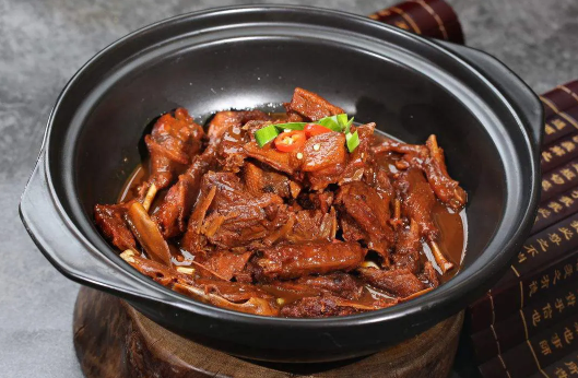 做啤酒鸭用罐装还是瓶装好一点