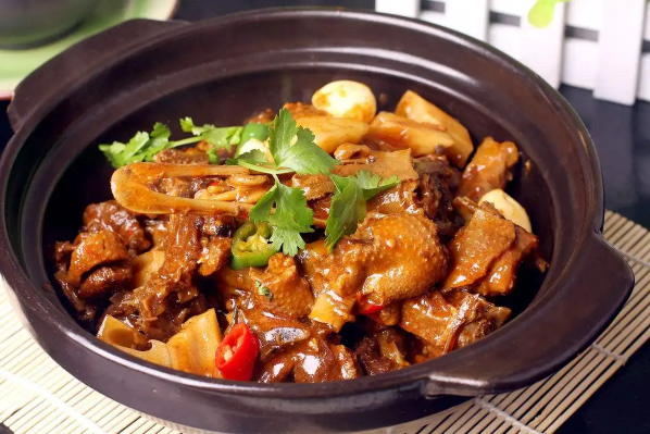 啤酒鸭放了啤酒还要放水吗