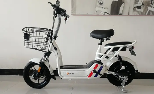 电瓶车电瓶鼓包在不在三包范围