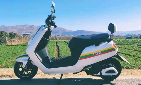 电瓶车电瓶鼓包了还能用多久