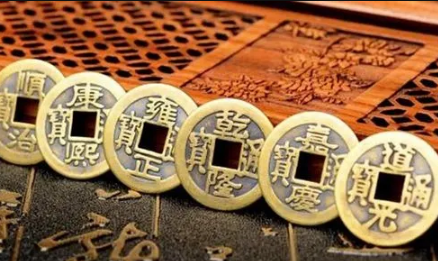 五帝钱化大门煞怎么放