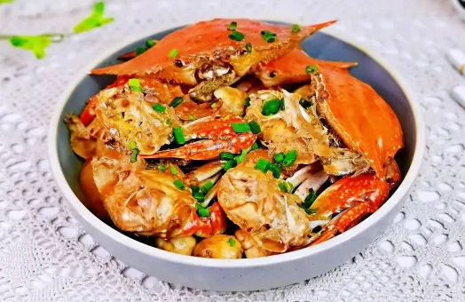 蒸梭子蟹需要把屁股的三角剪掉吗