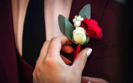 新郎接亲要带什么东西