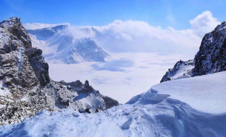 2022中秋去长白山能看到雪吗