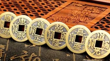 五帝钱能不能挂一对