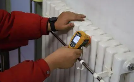 分户供暖哪个楼层最热