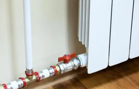 集中供暖用的是不是暖气片