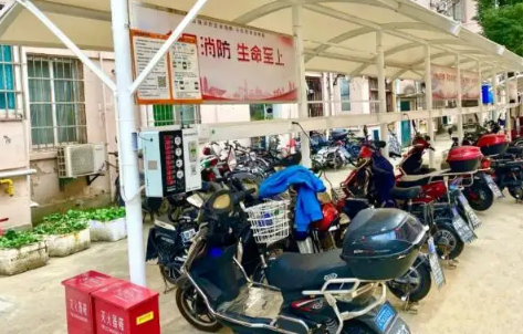 电动车充电变绿灯还需要继续充吗