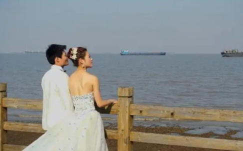 结婚不超过百天不能参加婚
