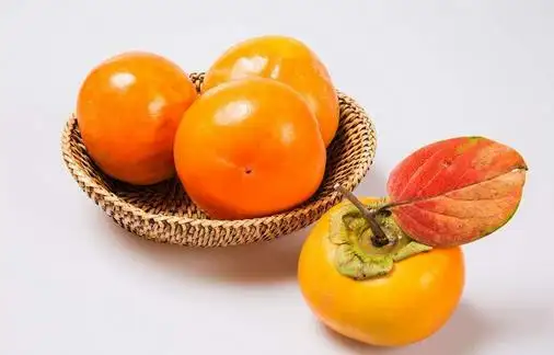 硬柿子放久了会变成软柿子吗