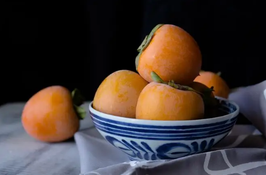 脆柿子怎么看熟了没有