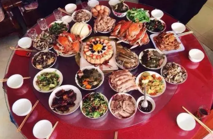 2022年10月10日适合办生日宴吗