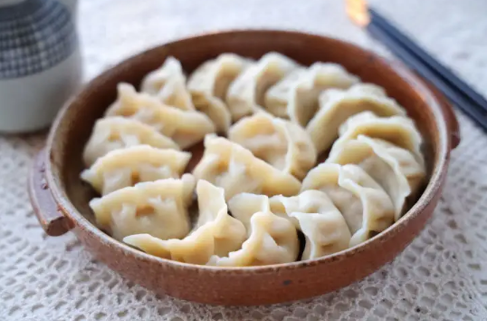 立冬还是冬至吃饺子不冻耳朵