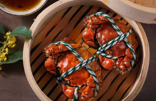 大闸蟹和葡萄一起吃了怎么办