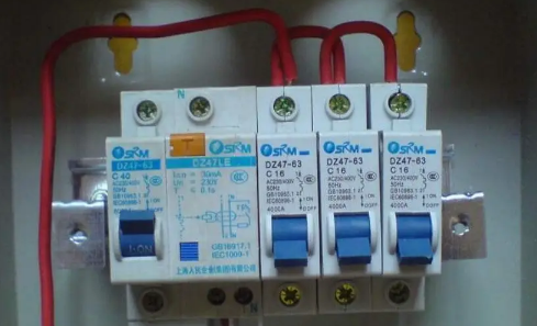 空气开关是干嘛用的