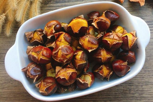 空气炸锅烤板栗是先煮还是先开口