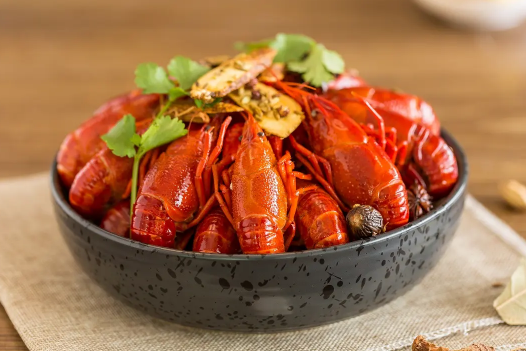 小龙虾头部的黄是虾黄还是虾屎