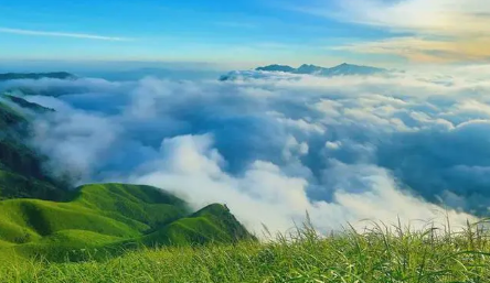 武功山山顶的住宿条件怎么样
