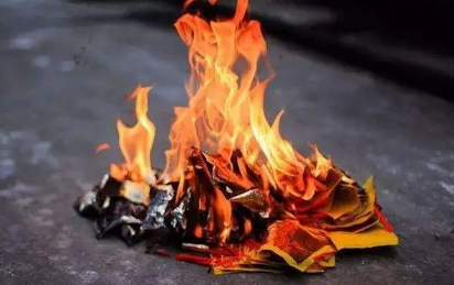 2022年十月初一烧纸要摆供吗