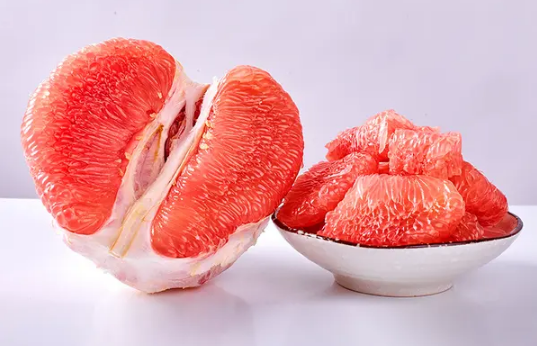 柚子和牛奶可以一起吃吗