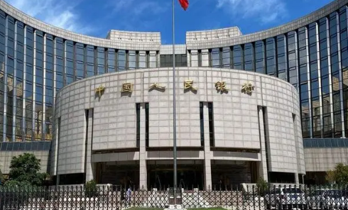 存款银行让去领礼品是套路吗