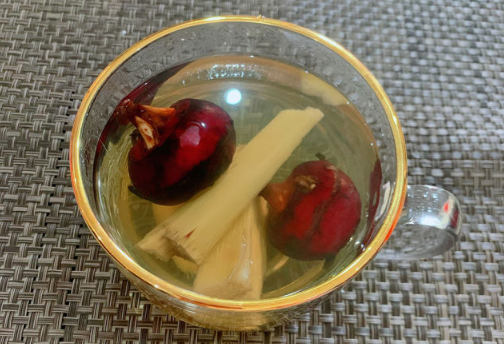 甘蔗和冰糖一起煮水的功效与作用