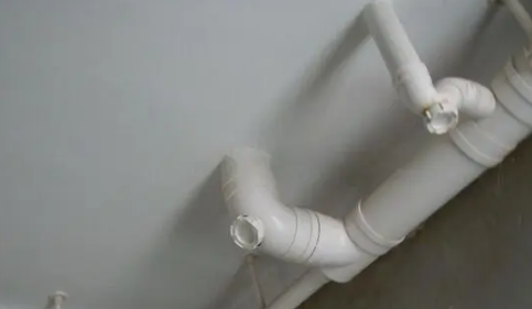 一楼是单独的下水管道吗