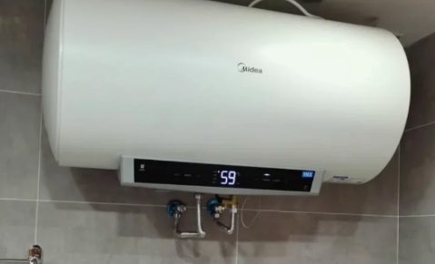 热水器长期开着很费电吗