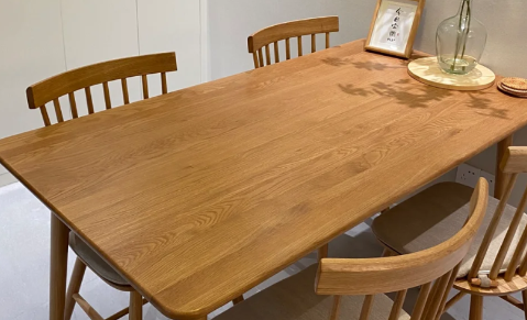 定做实木家具要刷漆吗