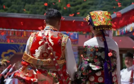 两口子能一起送亲吗