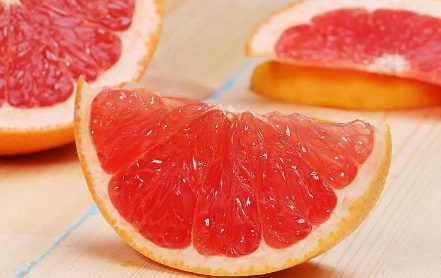 葡萄柚是大的好还是小的好