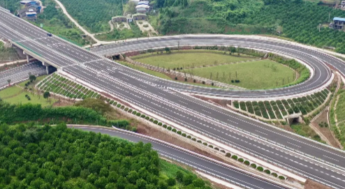 高速公路离民房10米怎么办