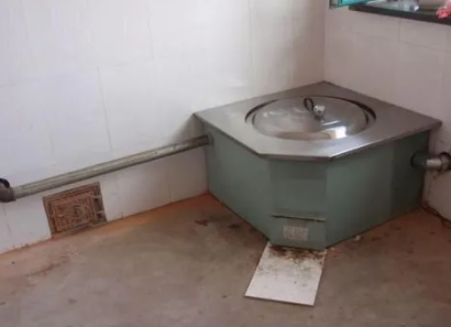 灶位朝西好不好