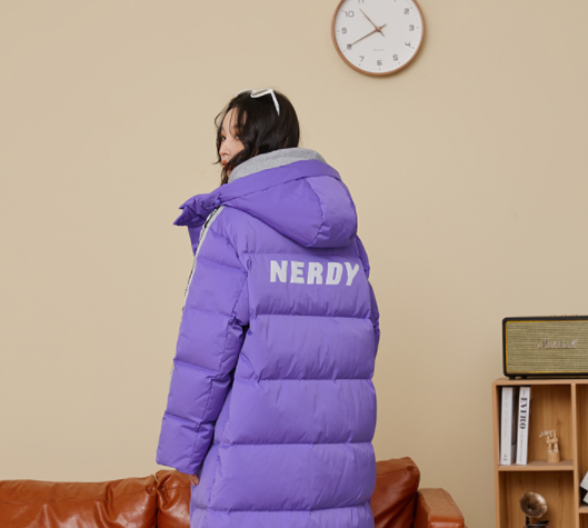 鹅绒服是不是比鸭绒服薄