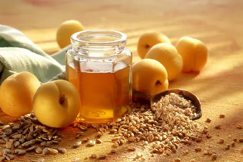 蜂蜜冬天像猪油一样凝固是真的吗