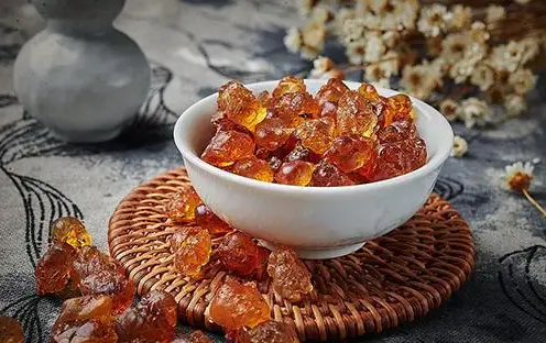 桃胶熬久了融化了是正常的吗