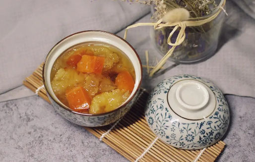 桃胶煮好可以放保温杯保存吗