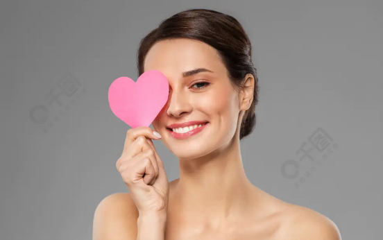 双眼皮疤痕疙瘩可以按摩吗