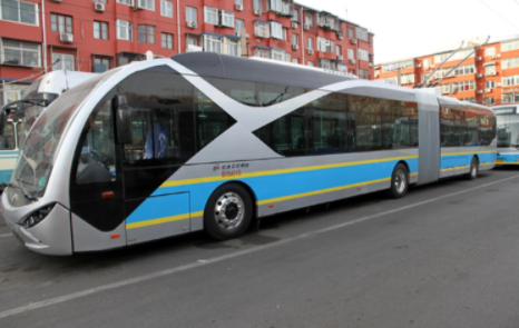 2023武汉春节期间公交车正常运行吗