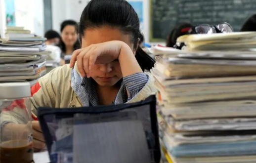 初三学生元旦会上课吗2023