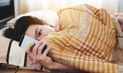 抖音极速版周末逛街开红包是真的吗