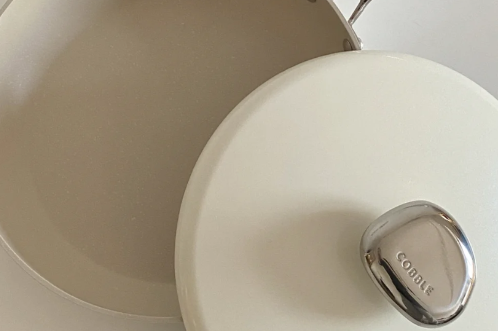 不粘锅都是铝合金的吗