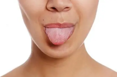 舌头烫起泡了能吃零食吗