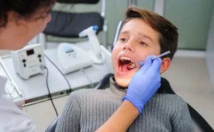 口腔烫的水泡能弄破吗