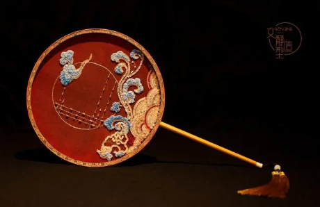 朋友结婚送团扇能行吗