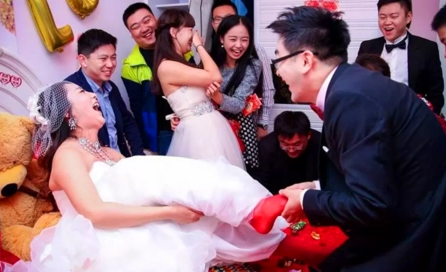 女方送亲一般多少人