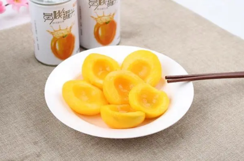 黄桃罐头含vc吗